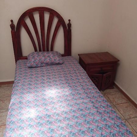 מלון לאון Quiroz House מראה חיצוני תמונה