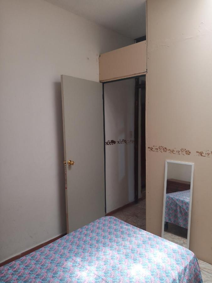 מלון לאון Quiroz House מראה חיצוני תמונה